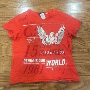 T shirt guess size 5/6 good condition kids